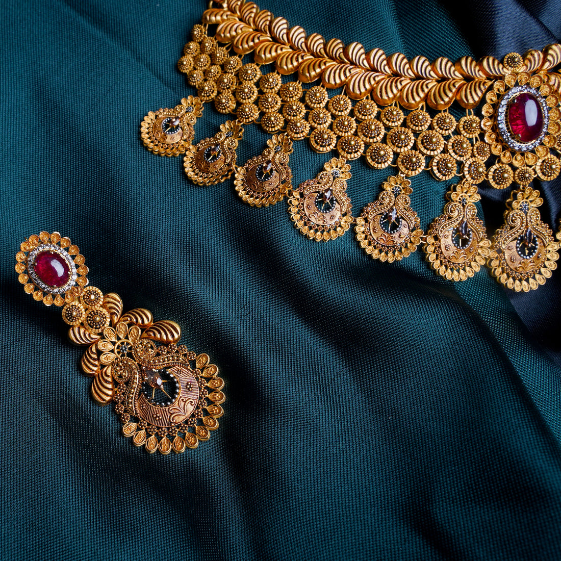 GOLD BRIDAL SET