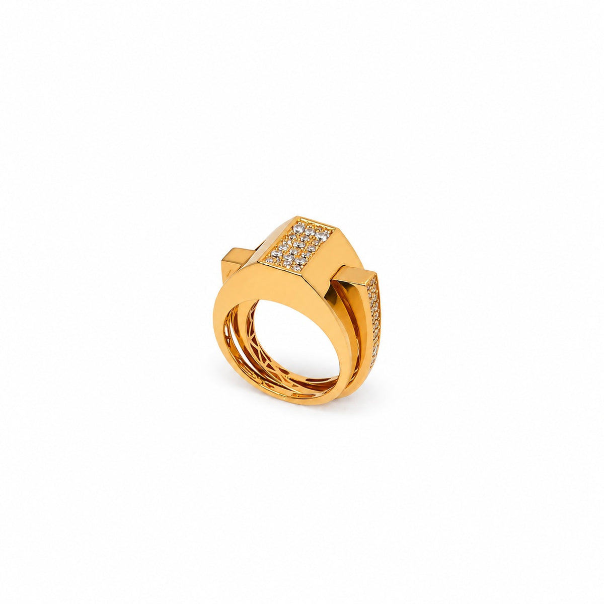Gold Ring - CHTRE90