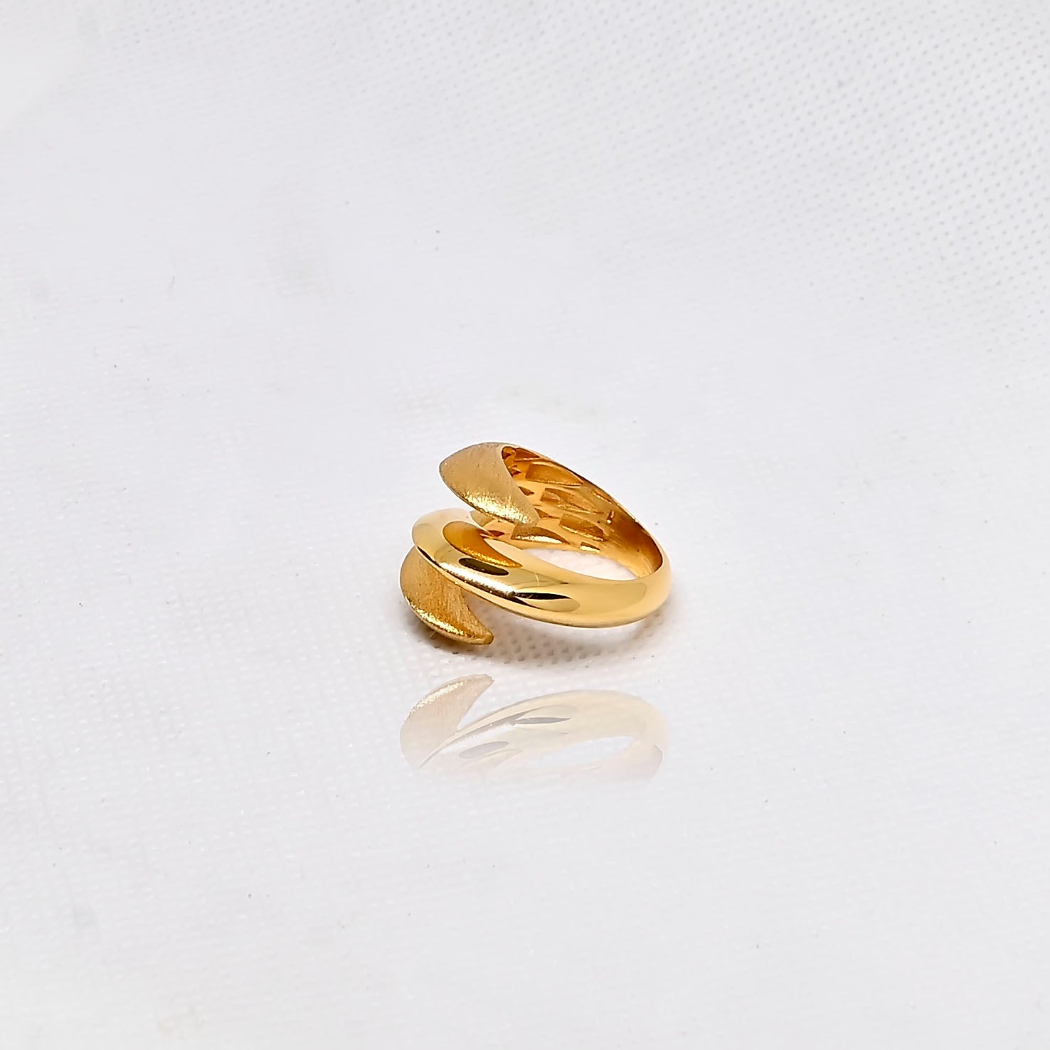 Gold Ring - CHRANW89